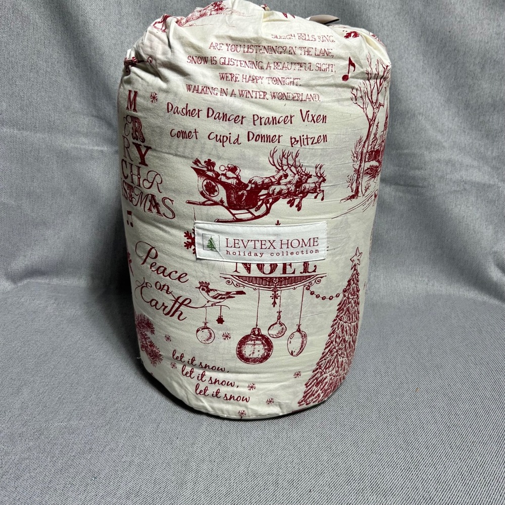 Levtex‎ Home Quilt Set Full/Queen Cream Red Holiday Toile Christmas Noel